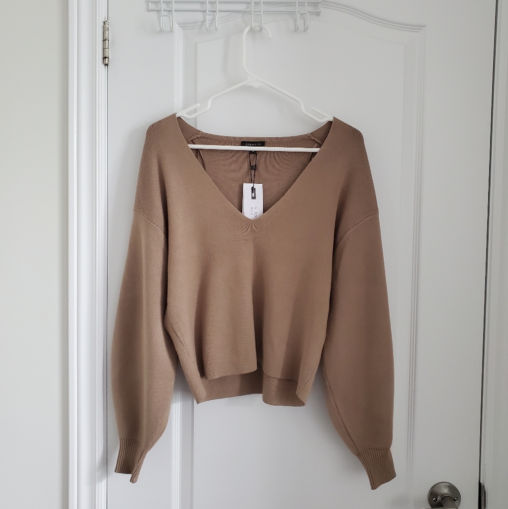 BNWT Dynamite Puff Sleeve Sweater.